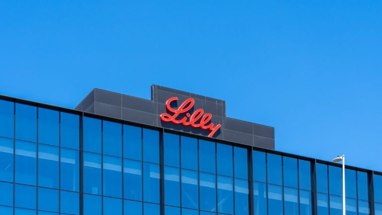 STAT+: Eli Lilly, Insitro ink a new kind of AI drug development deal